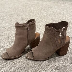 Universal Thread Taupe Peep-Toe Ankle Booties